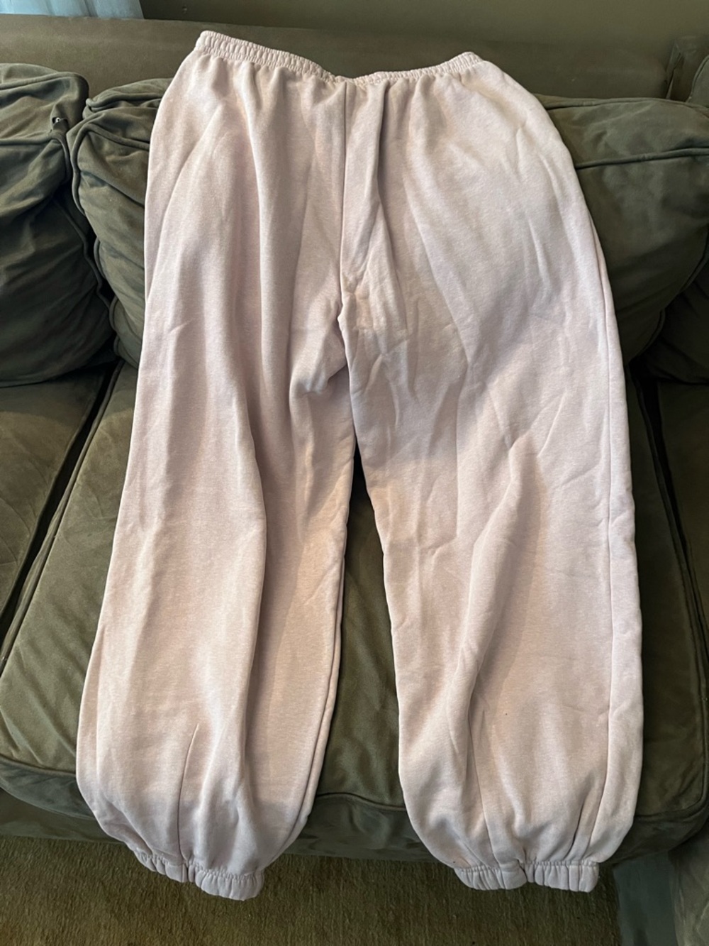PacSun Women’s Sweatpants with Elastic Cuffs - Picture 4 of 4